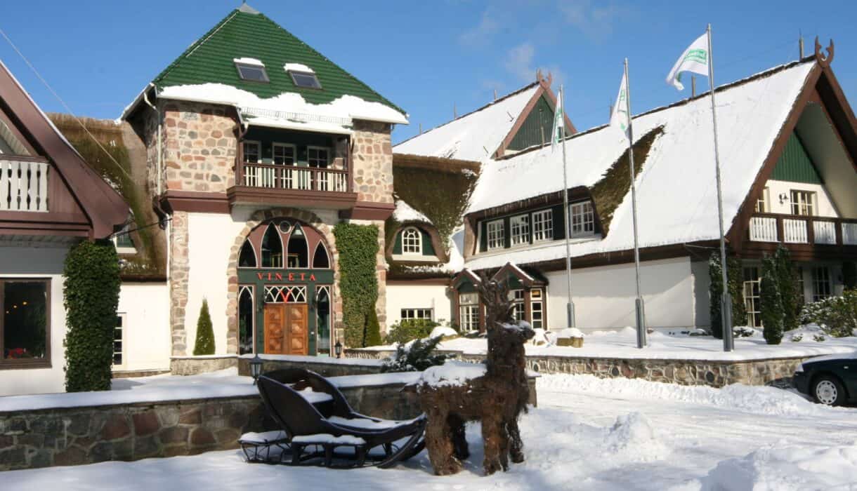 ferienresort-damerow-das-forsthaus-im-winter